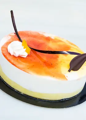 Tarta Juma artesanal con decoración personalizada (JUMA)